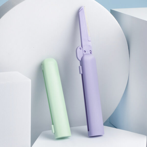 Portable Retractable Eyebrow Trimmer