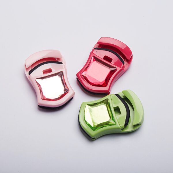 Three-Color Beauty Tool! High-value Eyelash Curler, Curling The Eyelashes To Create a Charming Curl - Image 3