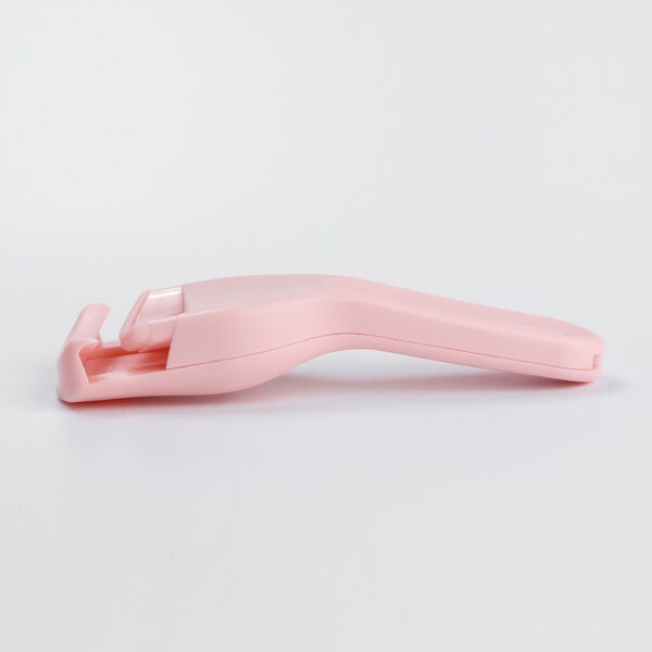 Chic Dual - Color Eyelash Curler: Effortlessly Curl for Stunning Eyes - Image 9