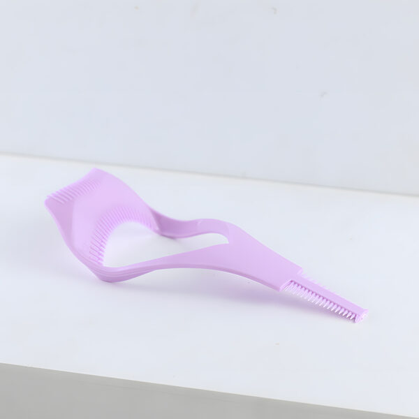 Purple Eyelash Assistant - Anti-Staining Combing, Precise And Charming Eye Makeup - Image 7