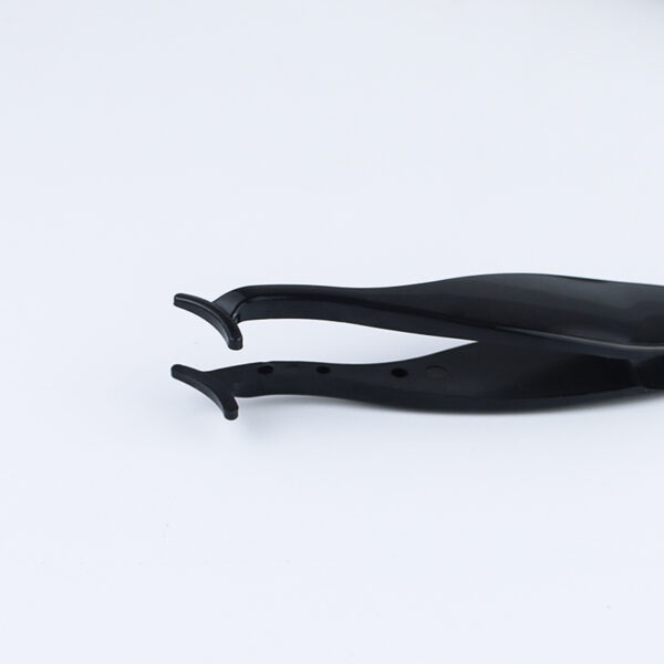 Effortless Beauty: Stylish False Eyelash Applicator for Perfect Lash Application - Image 3