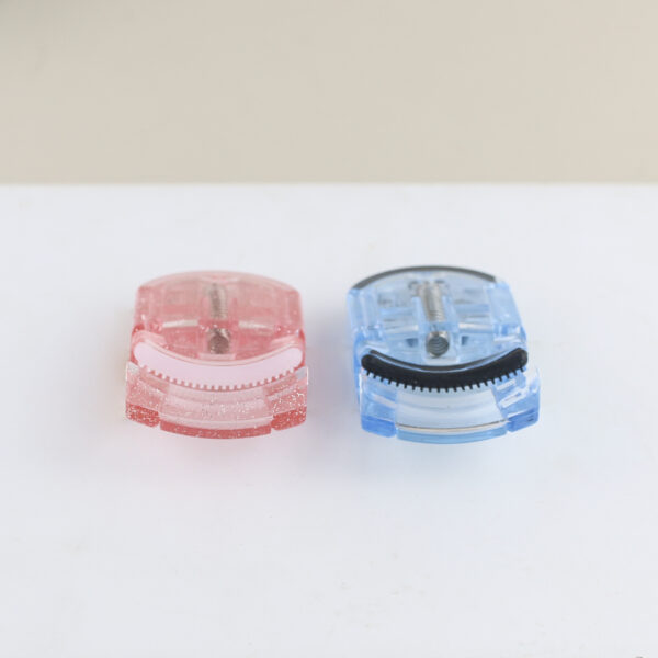 Mini Portable Eyelash Curler - Instant Curl for Beautiful Eyes - Image 6